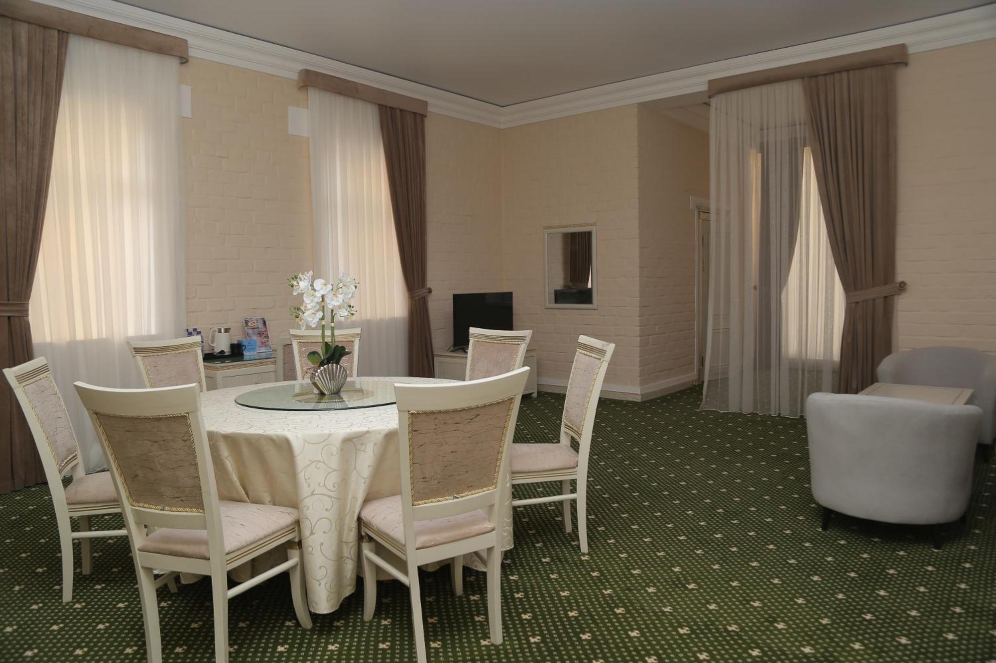 Bek Plus Hotel Takchilik Εξωτερικό φωτογραφία