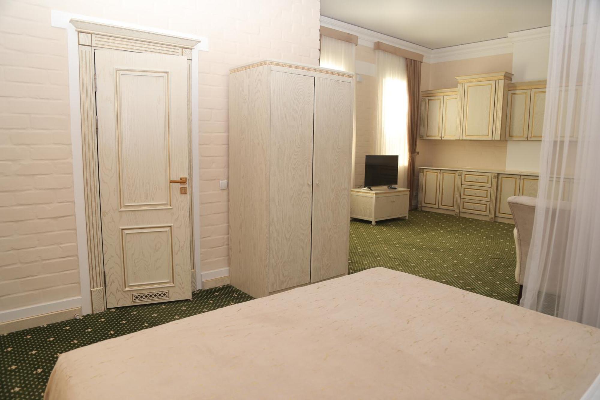 Bek Plus Hotel Takchilik Εξωτερικό φωτογραφία
